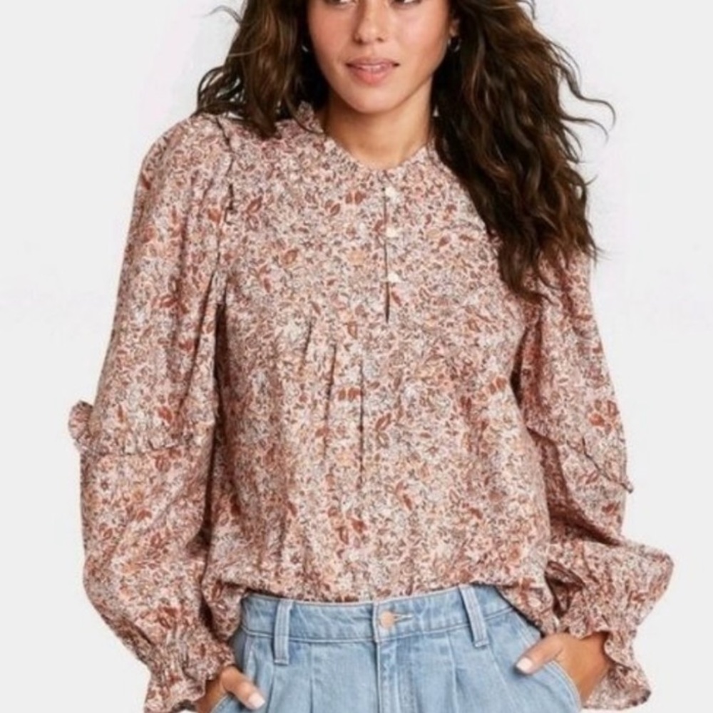 Women’s Long Sleeve Ruffle Blouse